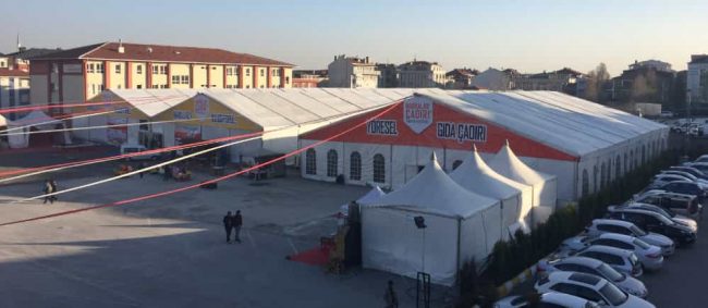 AVCILAR’DA OUTLET ÇADIRLARI