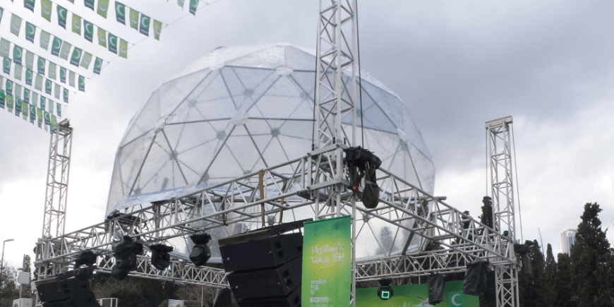 CEVAHİR AVM’DE YEŞİLAY ETKİNLİĞİ