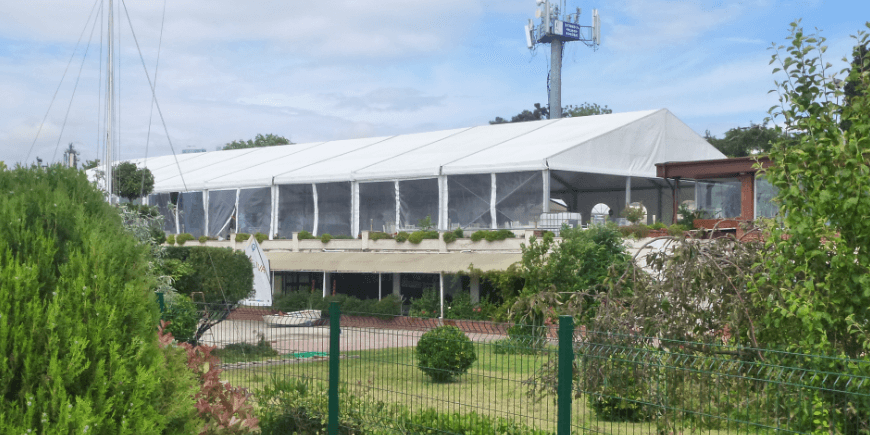 İSTANBUL YELKEN KLUBÜ’NDE DÜĞÜN