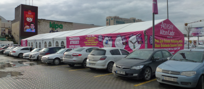 VİAPORT’TA ATASAY’IN ALTIN ÇADIRI